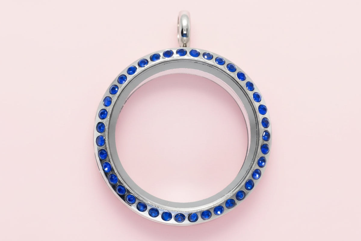 L-13 Round Rhinestone Locket